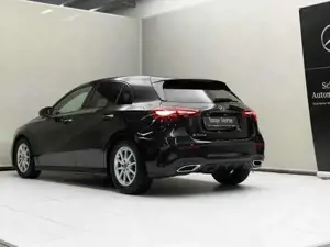 Mercedes-Benz A 180 d Kompaktlimousine W-Paket Night Navi Sport Bild 4