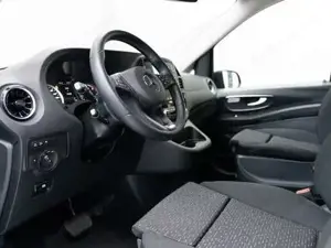 Mercedes-Benz Vito 116 CDI Tourer SELECT Lang PDC KAM KlimaA Bild 5