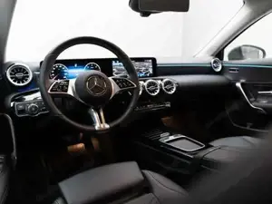 Mercedes-Benz A 180 d Kompaktlimousine W-Paket KAM SpurW  SpurH Bild 7