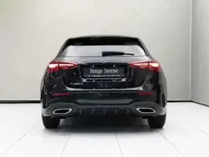 Mercedes-Benz A 180 d Kompaktlimousine W-Paket Night Navi Sport Bild 3