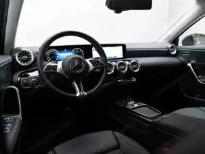 Mercedes-Benz A 180 d Kompaktlimousine W-Paket KAM SpurW  SpurH Bild 5