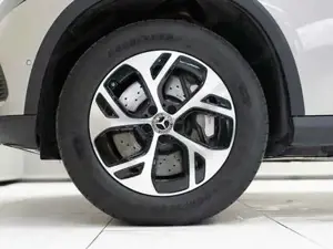 Mercedes-Benz GLC 300 de 4MATIC Navi LM KAM SpurW ParkAss. Bild 8