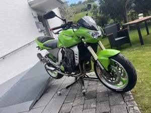 Kawasaki Z1000 Bild 5