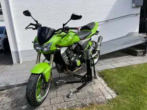 Kawasaki Z1000