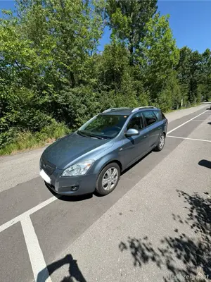 KIA Ceed SW CRDI 1,6   Gepflegter & zuverlässiger Kombi