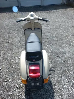 Vespa P150X Bild 4