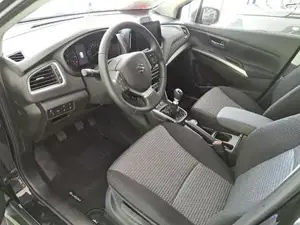 Suzuki S-Cross Bild 3