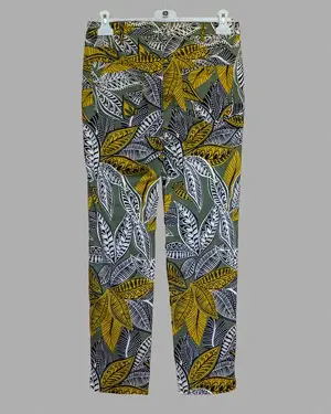  Diverse Jeanshosen Gr. 38, schwarz mit Stickerei od. gemusterte Damenhose, Damenjeans, Jeans, Hose  Bild 5