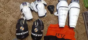 Eishockeyausrüstung Bild 4