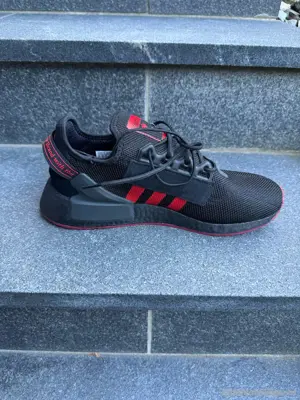 Adidas NMD R1 Black Red NEU & ungetragen Bild 2