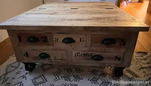 Couchtisch in Vollholz rustikal Bild 2