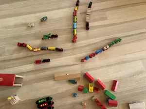 BRIO Holzeisenbahn Bild 5