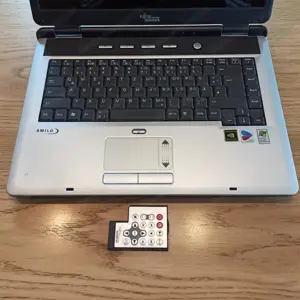 Fujitsu Siemens Amilo Laptop  Bild 2 Fujitsu Siemens Amilo Laptop  Bild 2