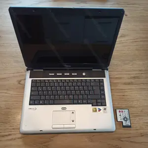 Fujitsu Siemens Amilo Laptop
