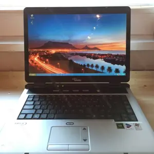 Fujitsu Siemens Amilo Laptop  Bild 3 Fujitsu Siemens Amilo Laptop  Bild 3