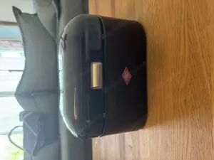 Wisco Brotbox in schwarz 