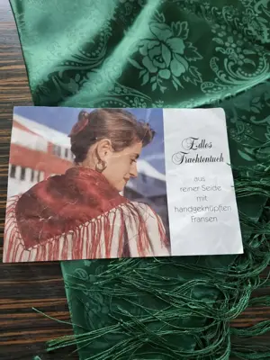 Trachten Seidentuch grün