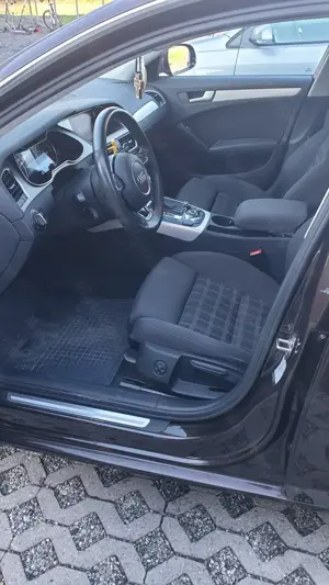 Audi A4 Avant 2.0TDI Bild 4