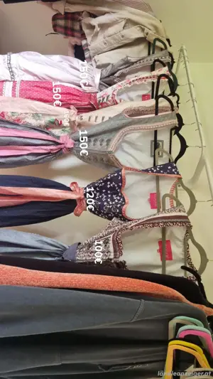 schöne dirndl verschieden grösen 