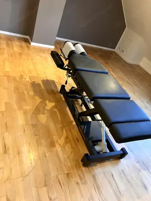Elektrische Chiropraktikerliege  6-Segmente Bild 3