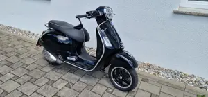 Vespa GTS 300 ABS Erstzulassung 18.05.2020  Bild 3