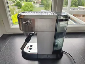 DeLonghi Dedica EC 685 Espressomaschine bzw. Kaffeemaschine Bild 3