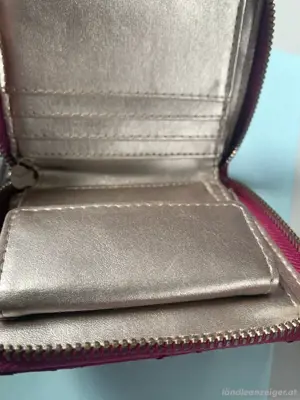 Guess Geldtasche Bild 3