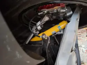 Verkaufe Corvette Convertible C4 mit V8 LT1 Motor Bild 4