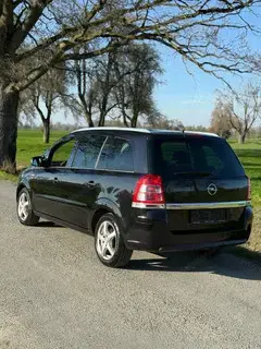 Opel Zafira 7-sitzer Bild 9