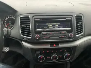 VW Sharan ALLRAD 4Motion 2,0 TDI Kombi   Family Van Bild 8