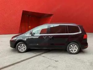 VW Sharan ALLRAD 4Motion 2,0 TDI Kombi   Family Van Bild 4