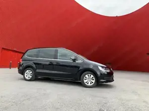 VW Sharan ALLRAD 4Motion 2,0 TDI Kombi   Family Van Bild 2