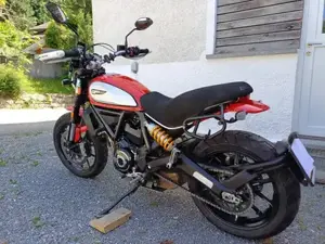 Ducati Scrambler 800 Icon Bild 2