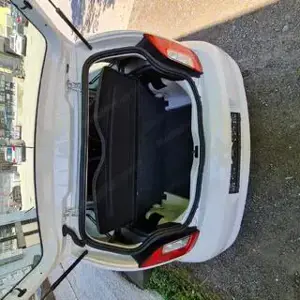 Skoda Citigo, 60PS, Klima, Navi, BT Bild 3