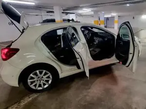 Mercedes Benz A180d mit 79k km (2017) Bild 2