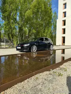 Volkswagen Golf 7 GTI 2.0 DSG Leder DCC Bild 8