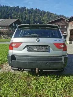 BMW X3 E83 3.0 L Diesel 218 PS, BJ 07 2005, knapp 260.000 KM Bild 5