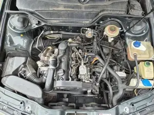 Audi A6 Avant 1.9 TDI C4 Kombi Klima AHK EFH Rarität Bild 9