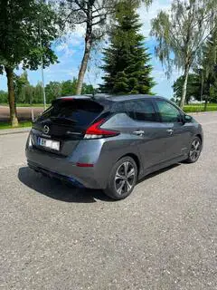 Nissan Leaf N-Connecta 40kWh mit Winterpaket (100% Elektroauto) Bild 6