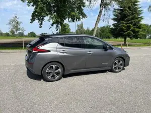 Nissan Leaf N-Connecta 40kWh mit Winterpaket (100% Elektroauto) Bild 5