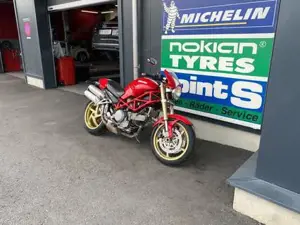 Ducati S2R 800 Bild 2