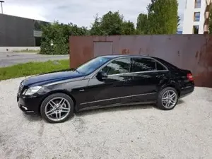 Mercedes Benz E220 CDI Elegance Bild 2