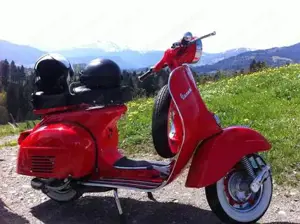 Vespa 125 GTR Bild 2