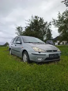 Ford Focus Kombi 1.8Tdci Bild 3