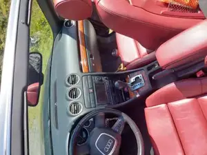 Schönes a4 cabrio Quatro mit vollausstatung Bild 2