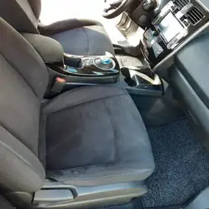 Nissan Leaf mit neuem Pickerl Bild 4