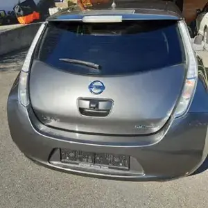 Nissan Leaf mit neuem Pickerl Bild 6