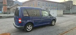 VW Caddy  Barrierefrei  Bild 4