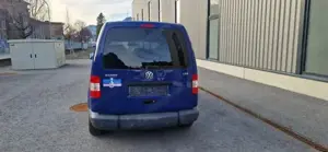 VW Caddy  Barrierefrei  Bild 2