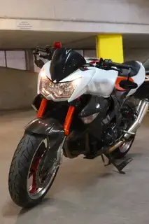 Kawasaki Z 1000 Naked Bike Bild 3